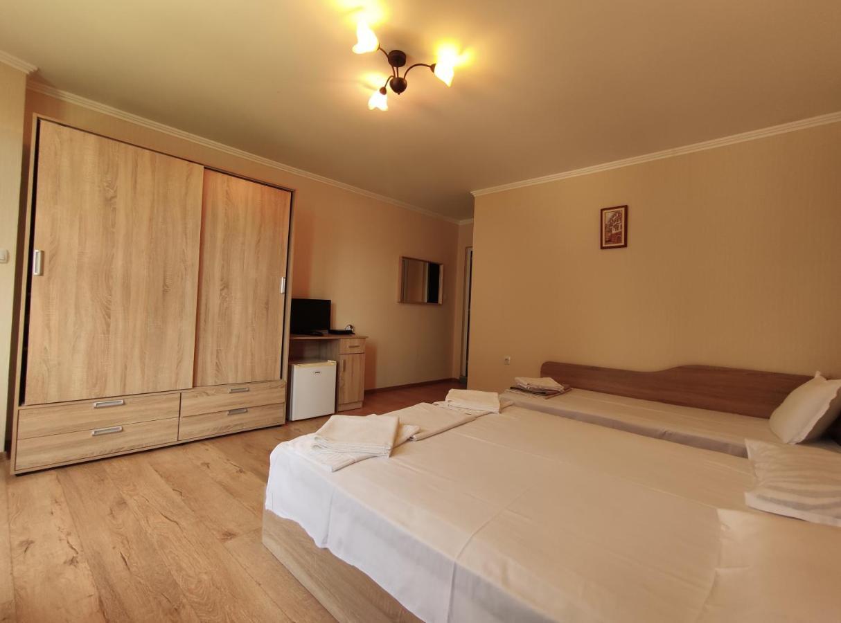 Family Hotel "Slavianska Dusha" Veliko Tarnovo Ngoại thất bức ảnh