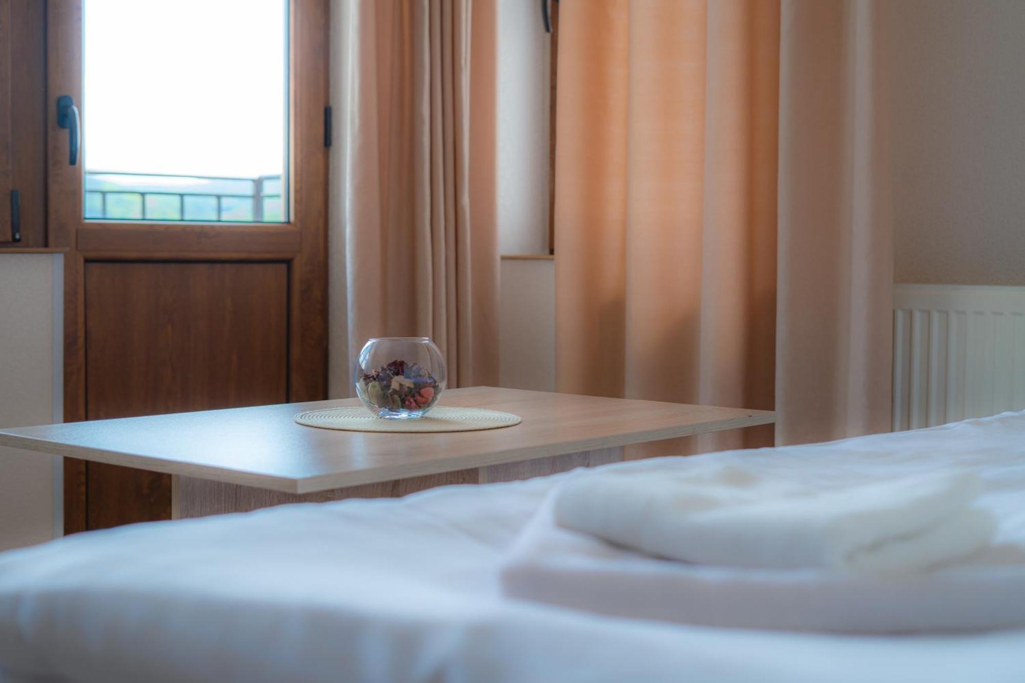 Family Hotel "Slavianska Dusha" Veliko Tarnovo Ngoại thất bức ảnh