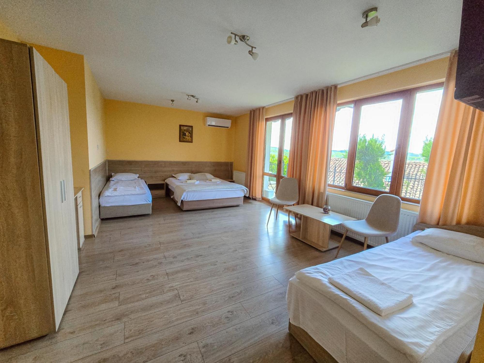 Family Hotel "Slavianska Dusha" Veliko Tarnovo Ngoại thất bức ảnh