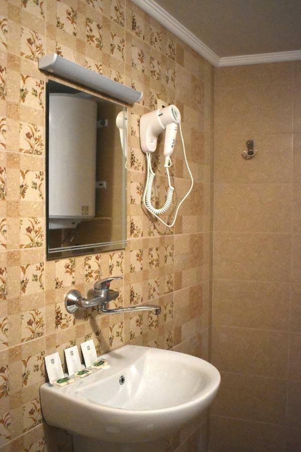 Family Hotel "Slavianska Dusha" Veliko Tarnovo Ngoại thất bức ảnh
